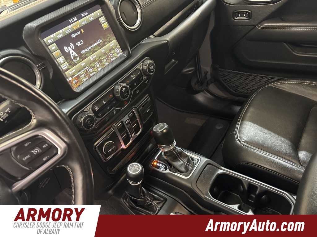 Thumbnail: 2022 Jeep Wrangler - 16