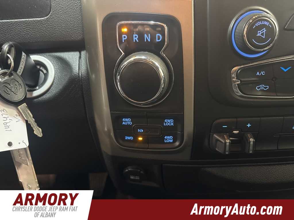 Thumbnail: 2014 RAM 1500 - 14