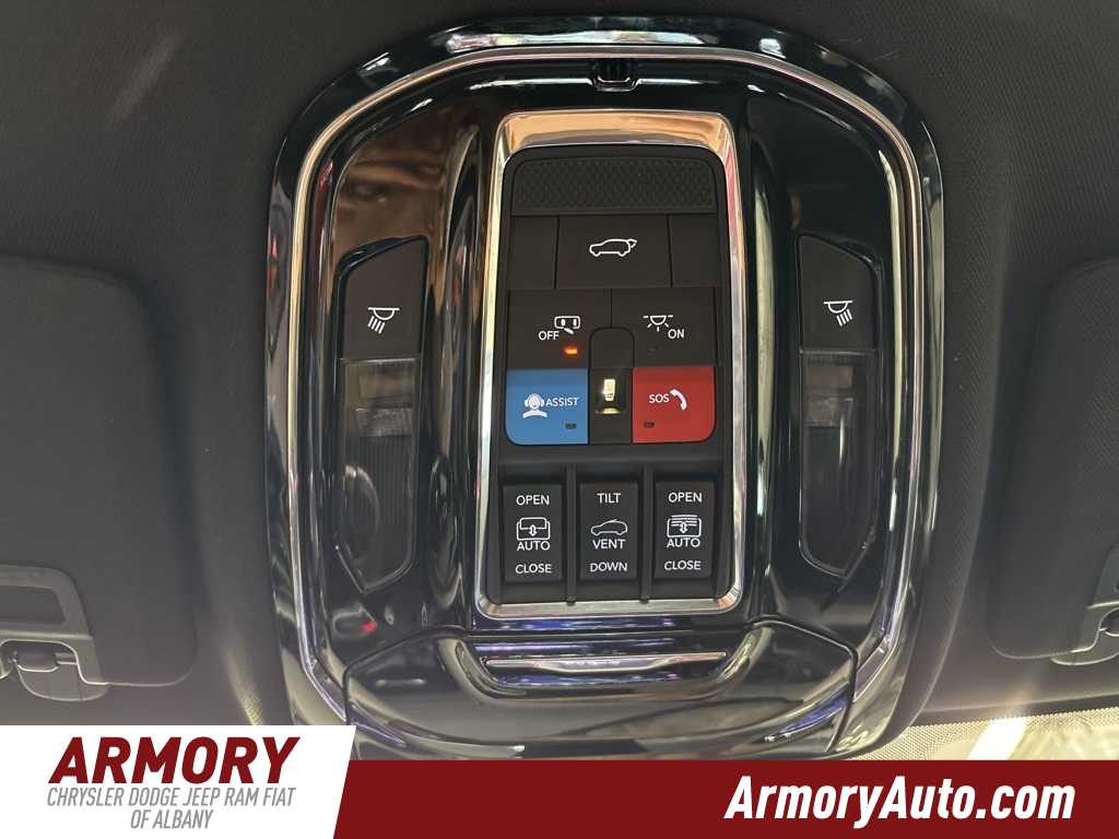 Thumbnail: 2023 Jeep Grand Cherokee - 26