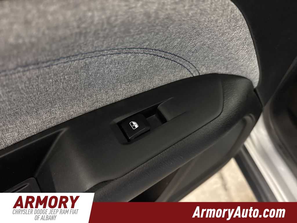 Thumbnail: 2024 Jeep Compass - 23