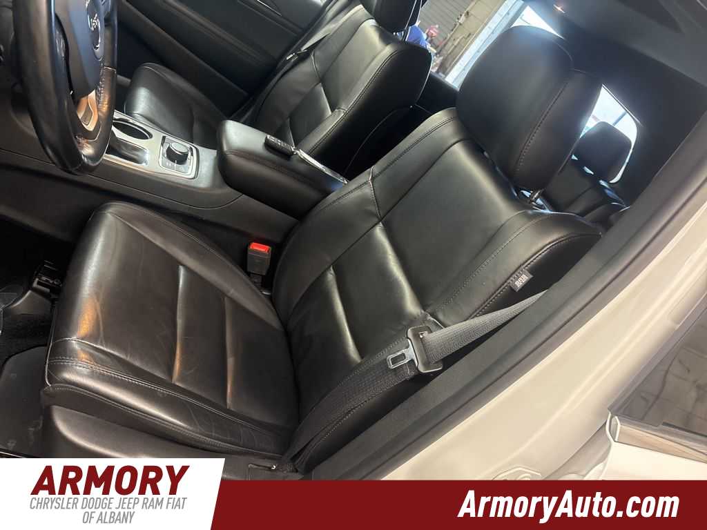 Thumbnail: 2021 Jeep Grand Cherokee - 13