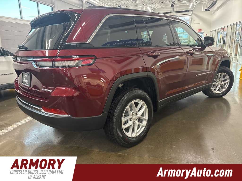 Thumbnail: 2025 Jeep Grand Cherokee - 4