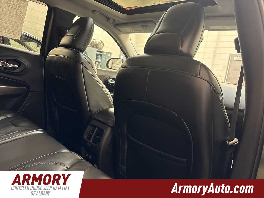 Thumbnail: 2021 Jeep Cherokee - 34