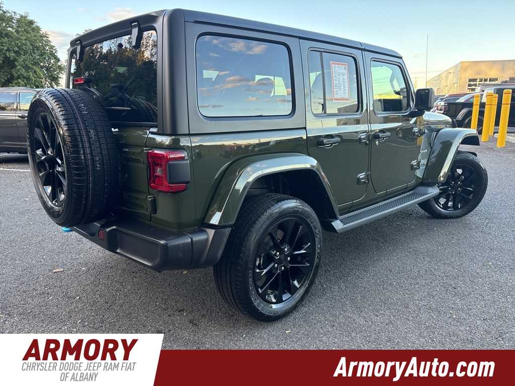 Thumbnail: 2022 Jeep Wrangler - 4