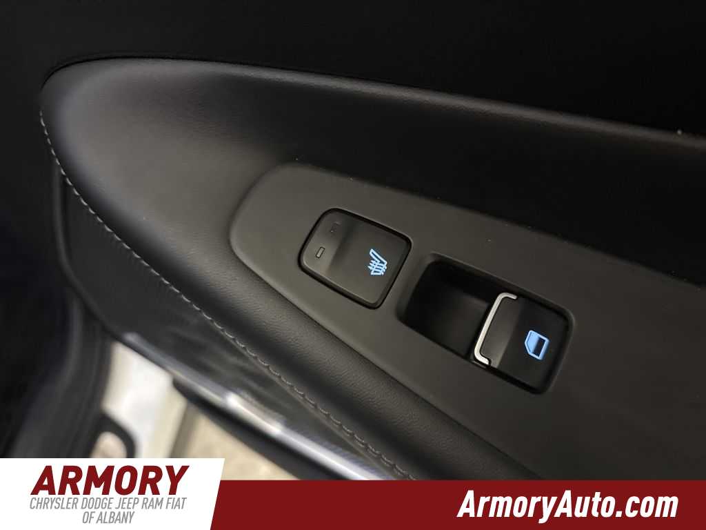 Thumbnail: 2022 Hyundai Santa Fe - 32