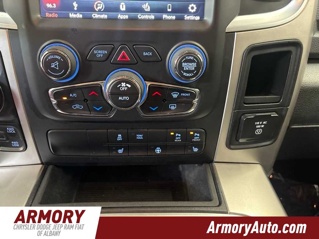Thumbnail: 2019 RAM 1500 Classic - 20