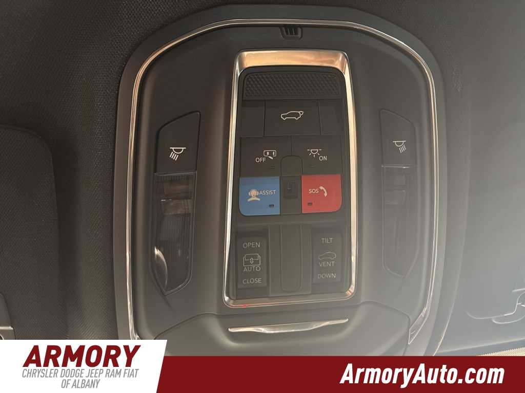 Thumbnail: 2025 Jeep Grand Cherokee - 22