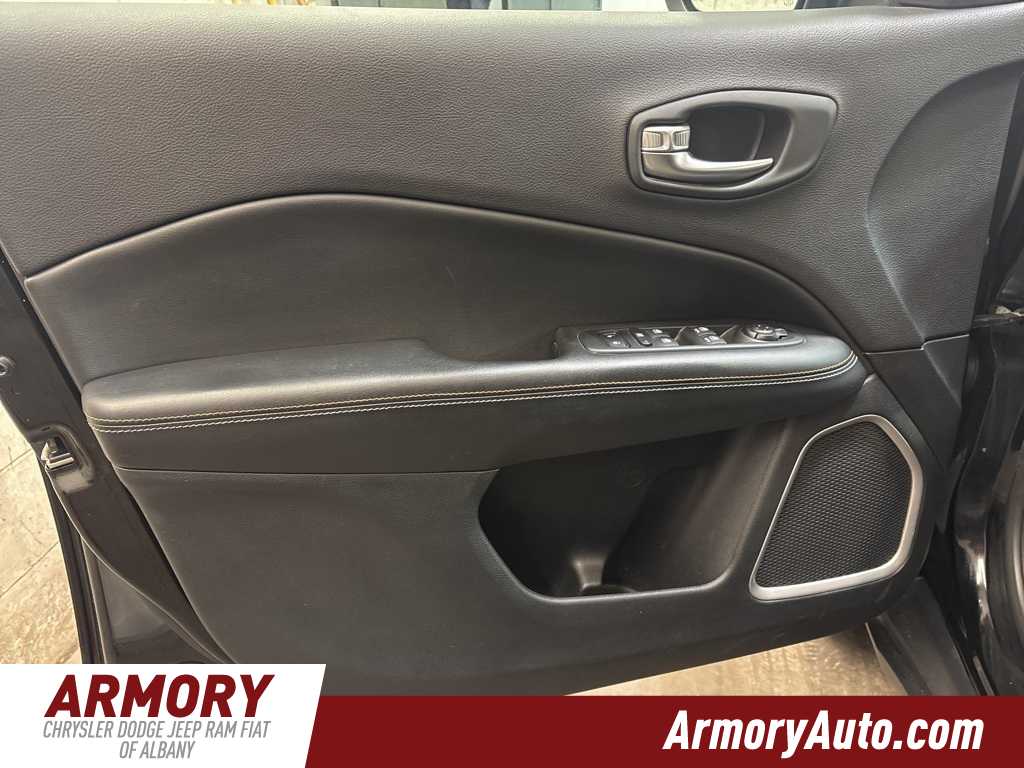 Thumbnail: 2020 Jeep Compass - 7