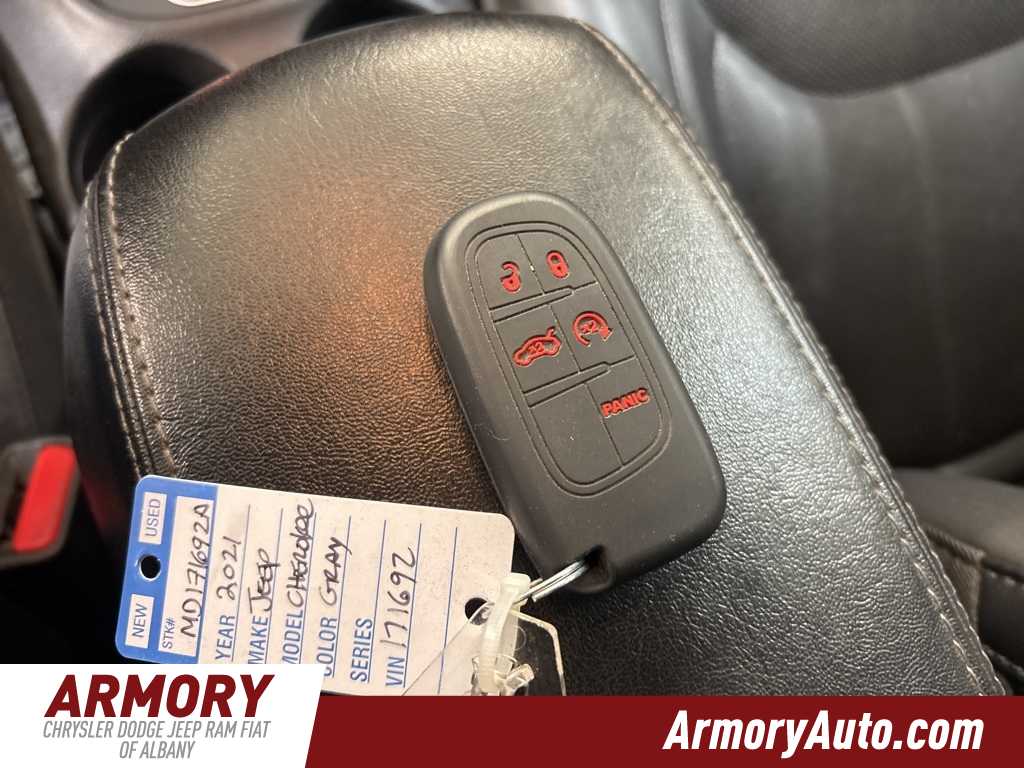 Thumbnail: 2021 Jeep Cherokee - 22