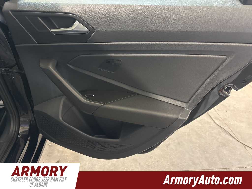 Thumbnail: 2024 Volkswagen Jetta - 28