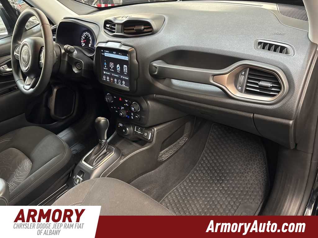 Thumbnail: 2023 Jeep Renegade - 39