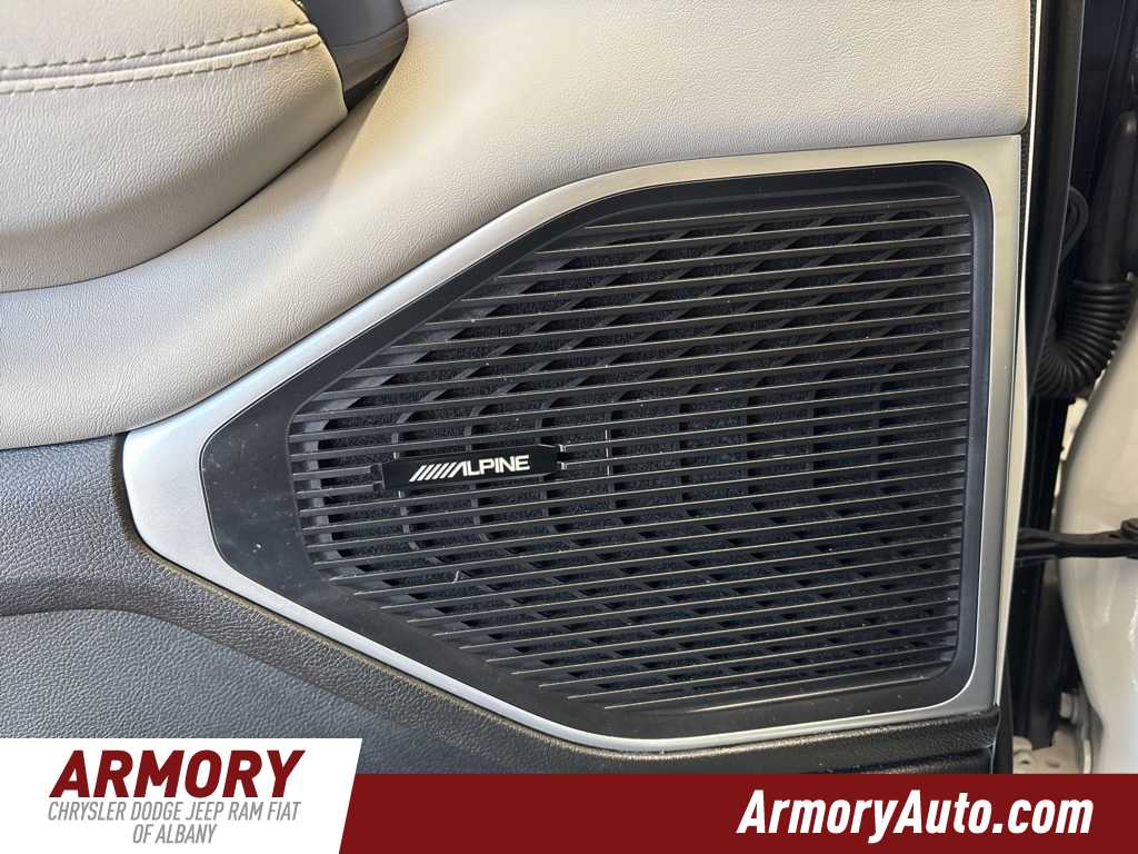 Thumbnail: 2024 Jeep Wagoneer - 9