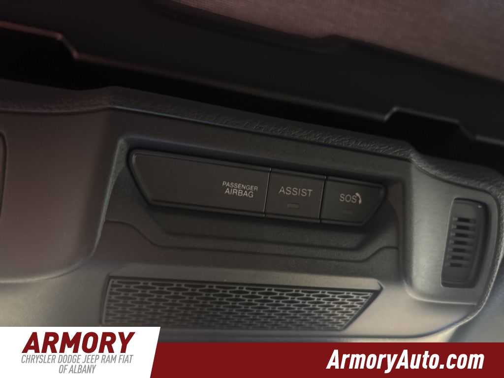 Thumbnail: 2026 Jeep Gladiator - 21