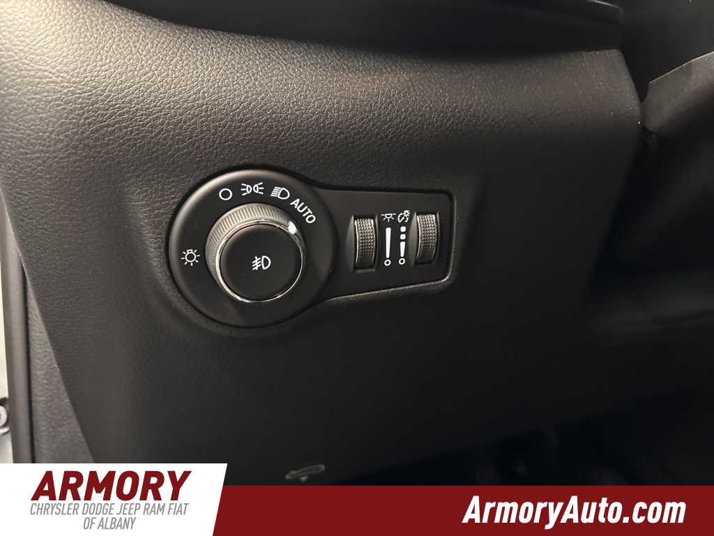 Thumbnail: 2026 Jeep Compass - 10