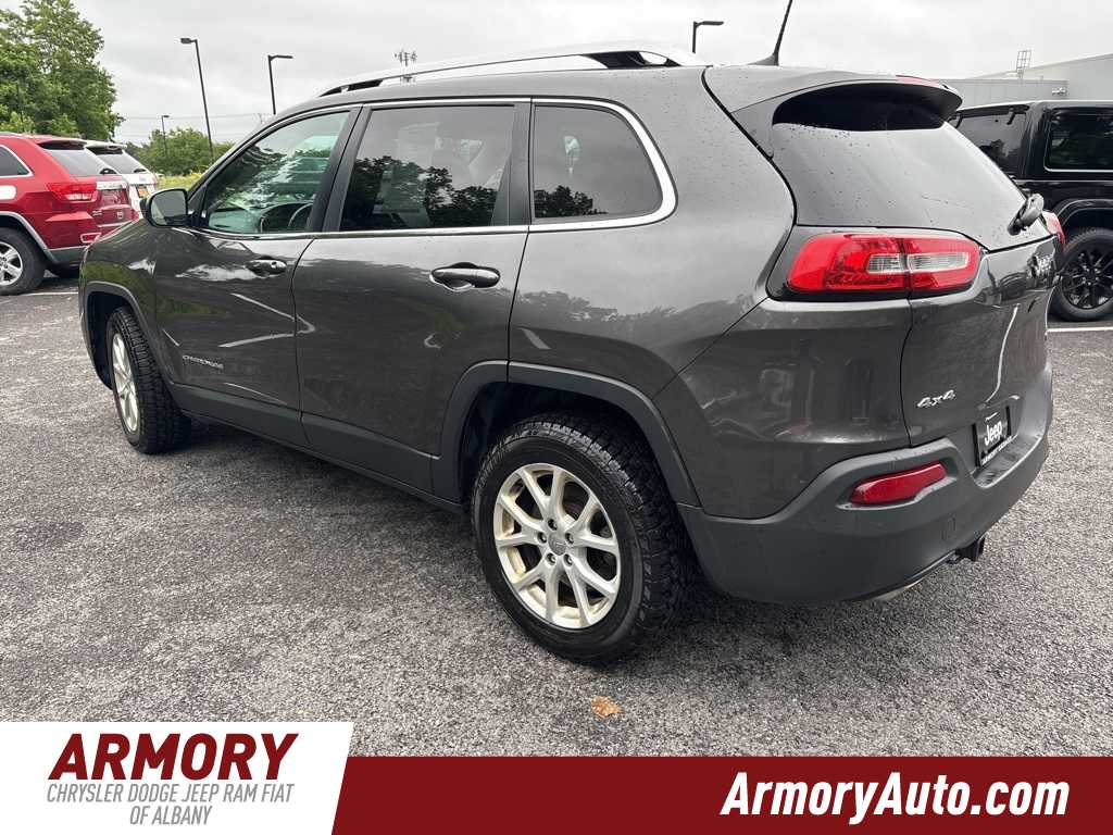 Thumbnail: 2017 Jeep Cherokee - 6
