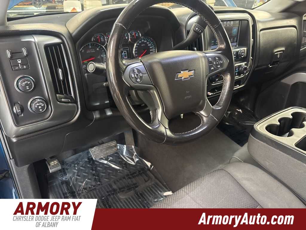 Thumbnail: 2018 Chevrolet Silverado 1500 - 9