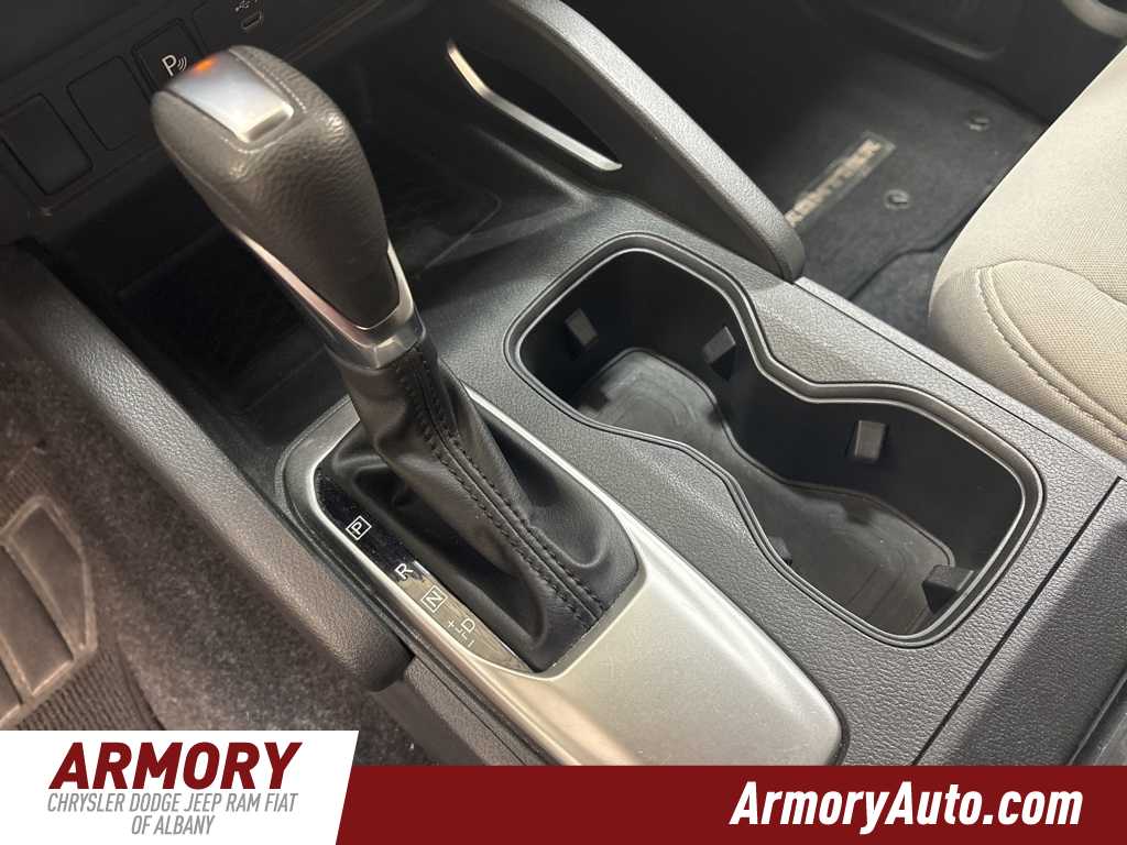 Thumbnail: 2022 Nissan Frontier - 18