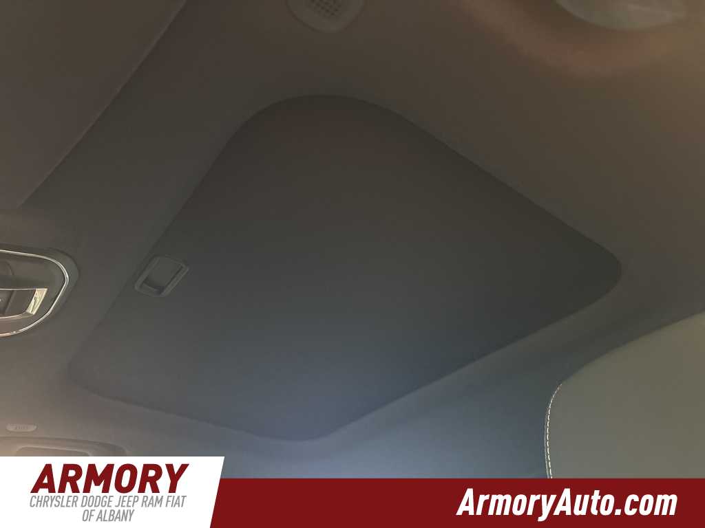 Thumbnail: 2025 Jeep Grand Cherokee L - 22