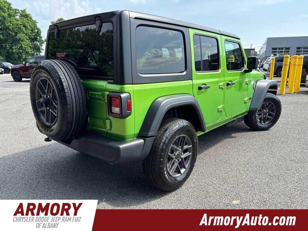 Thumbnail: 2026 Jeep Wrangler - 4