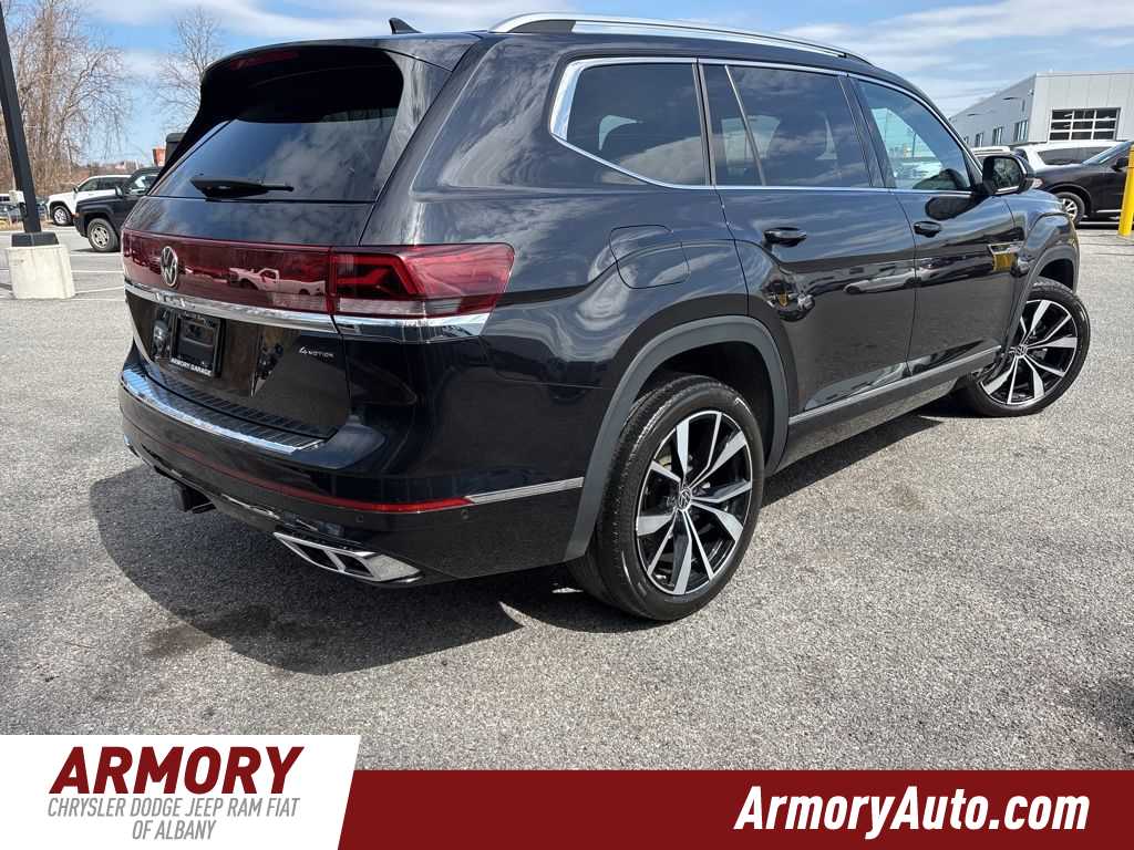 Thumbnail: 2024 Volkswagen Atlas - 4