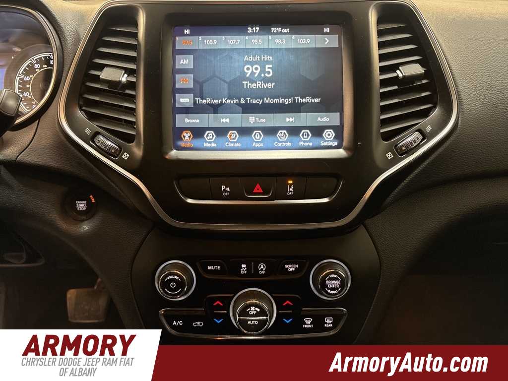 Thumbnail: 2021 Jeep Cherokee - 17