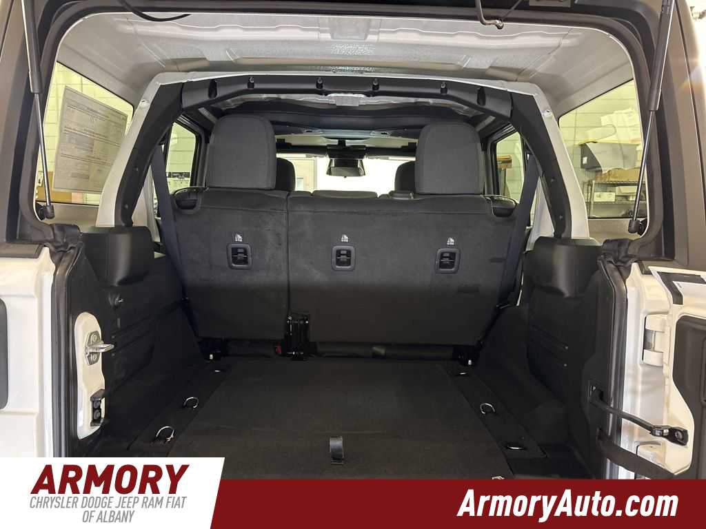 Thumbnail: 2026 Jeep Wrangler - 24