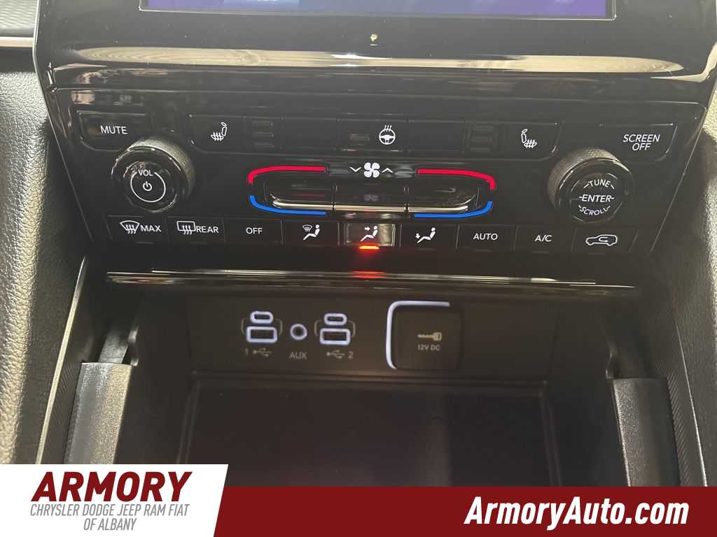 Thumbnail: 2025 Jeep Grand Cherokee - 18