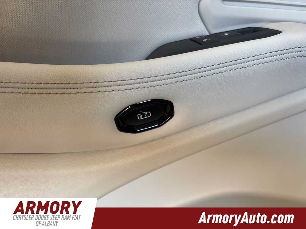 Thumbnail: 2026 Jeep Cherokee - 25