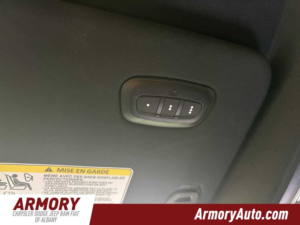 Thumbnail: 2025 RAM 1500 - 22