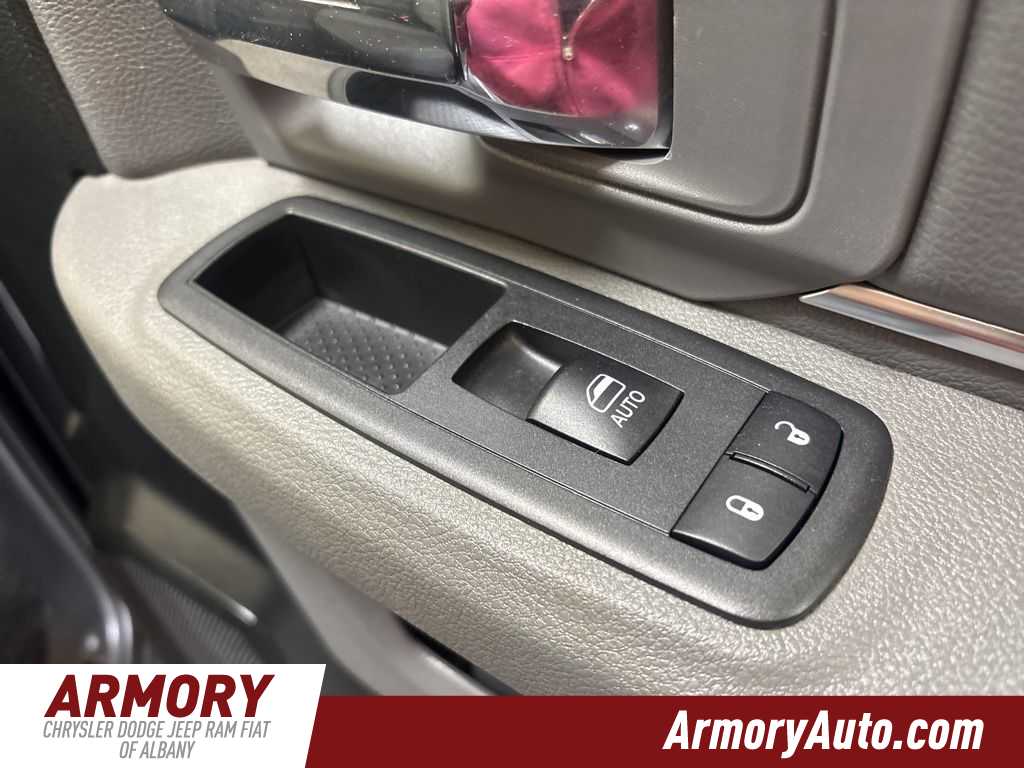 Thumbnail: 2018 RAM 1500 - 34