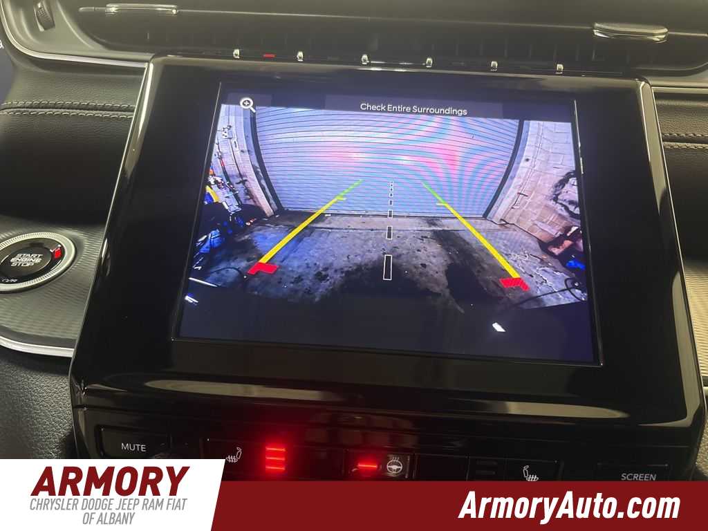 Thumbnail: 2026 Jeep Grand Cherokee - 18