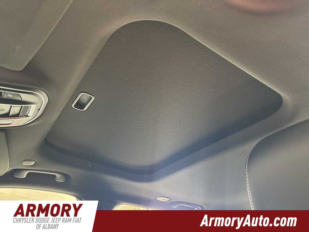 Thumbnail: 2025 Jeep Grand Cherokee - 19