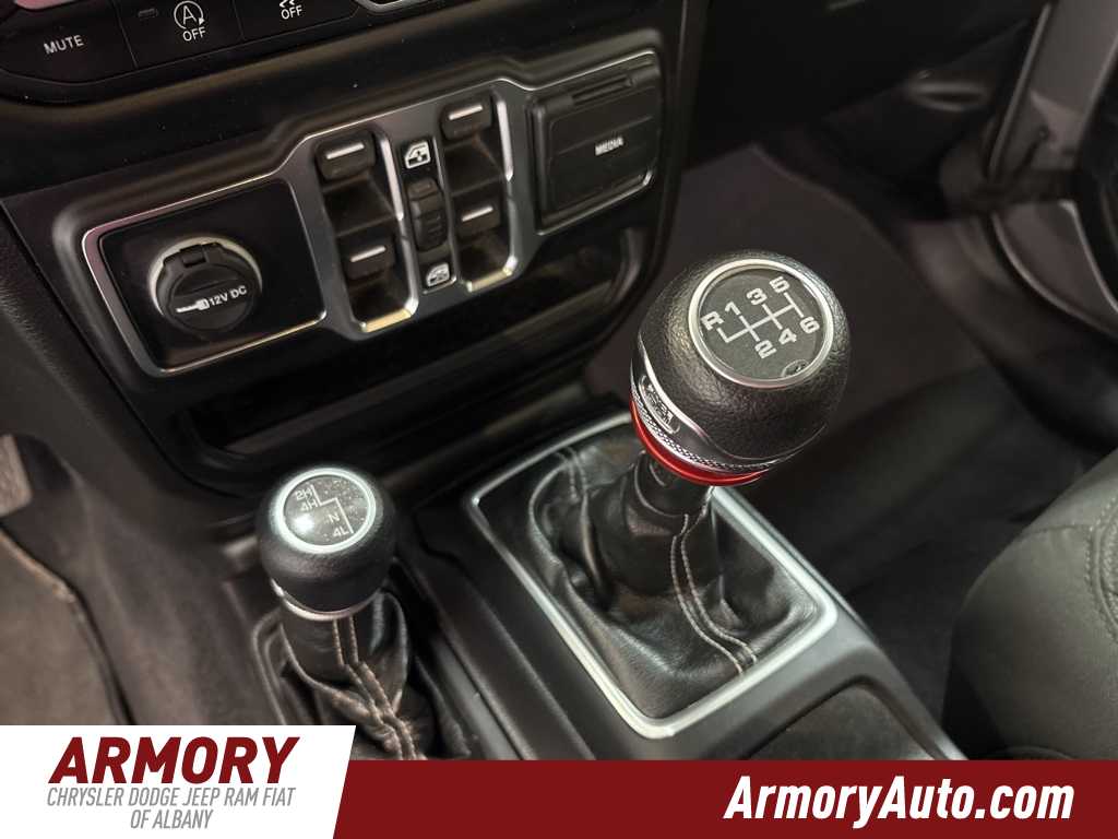 Thumbnail: 2020 Jeep Gladiator - 21