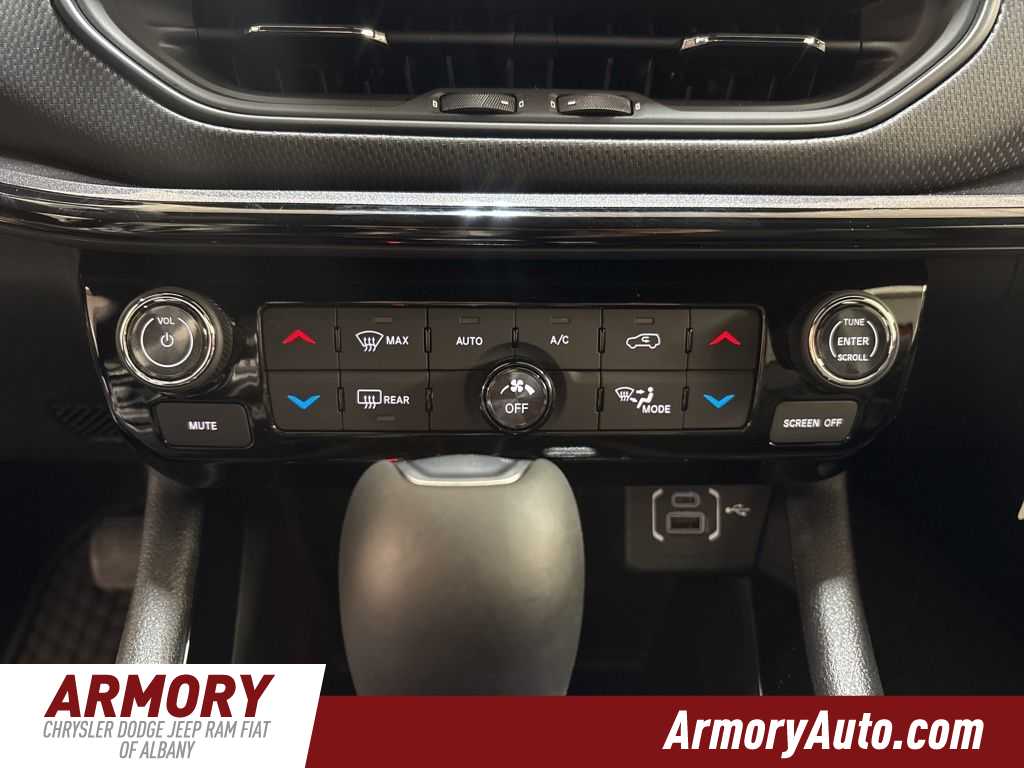 Thumbnail: 2026 Jeep Compass - 17