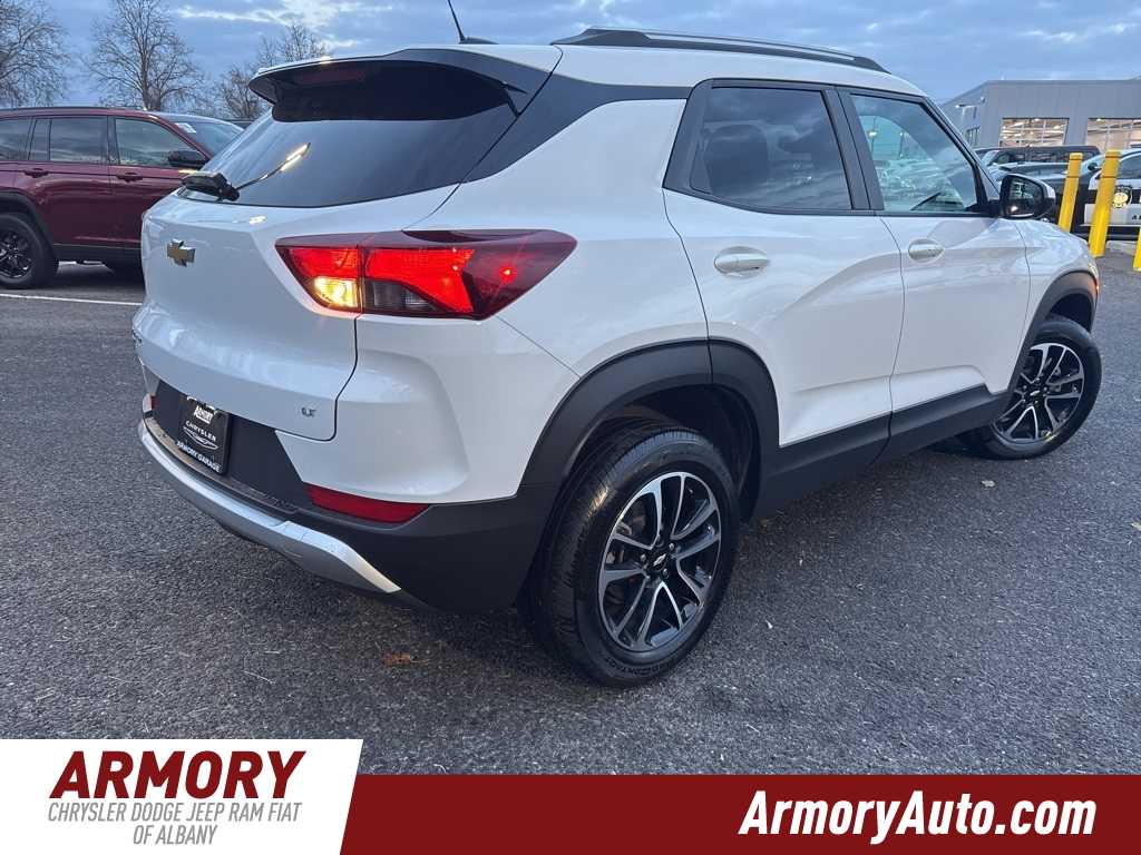 Thumbnail: 2024 Chevrolet TrailBlazer - 4