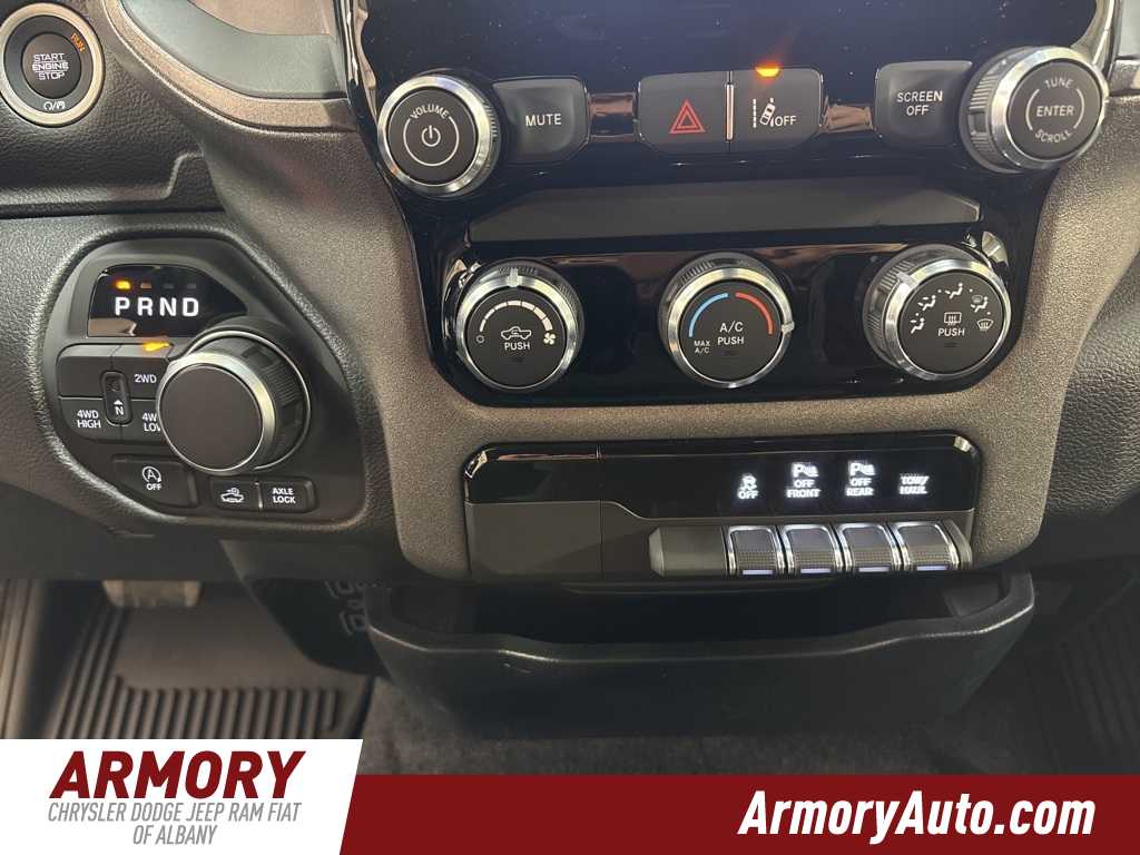 Thumbnail: 2026 RAM 1500 - 17