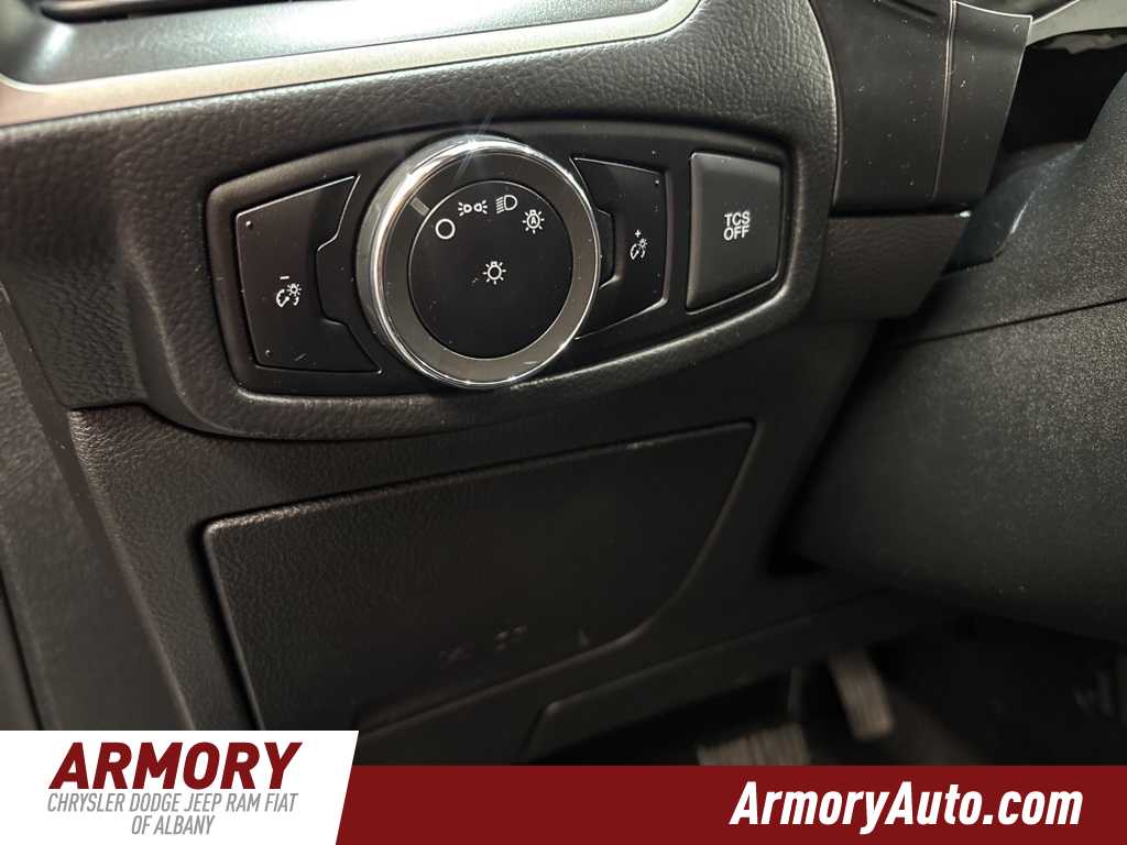 Thumbnail: 2023 Ford Edge - 10