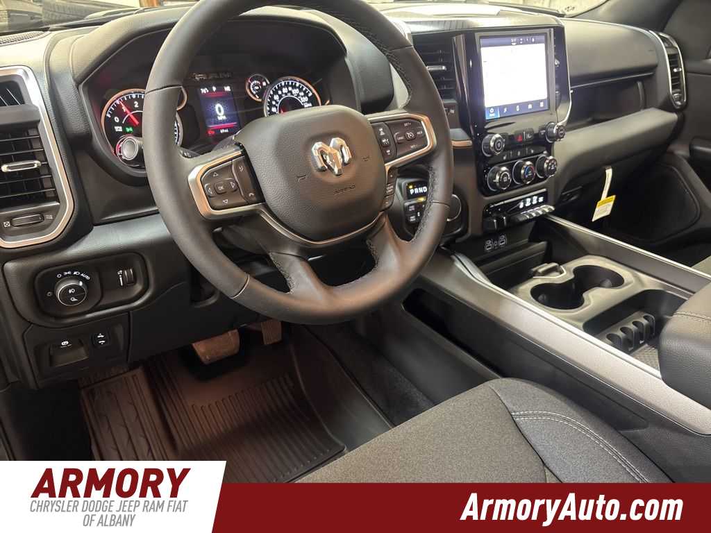Thumbnail: 2026 RAM 1500 - 9