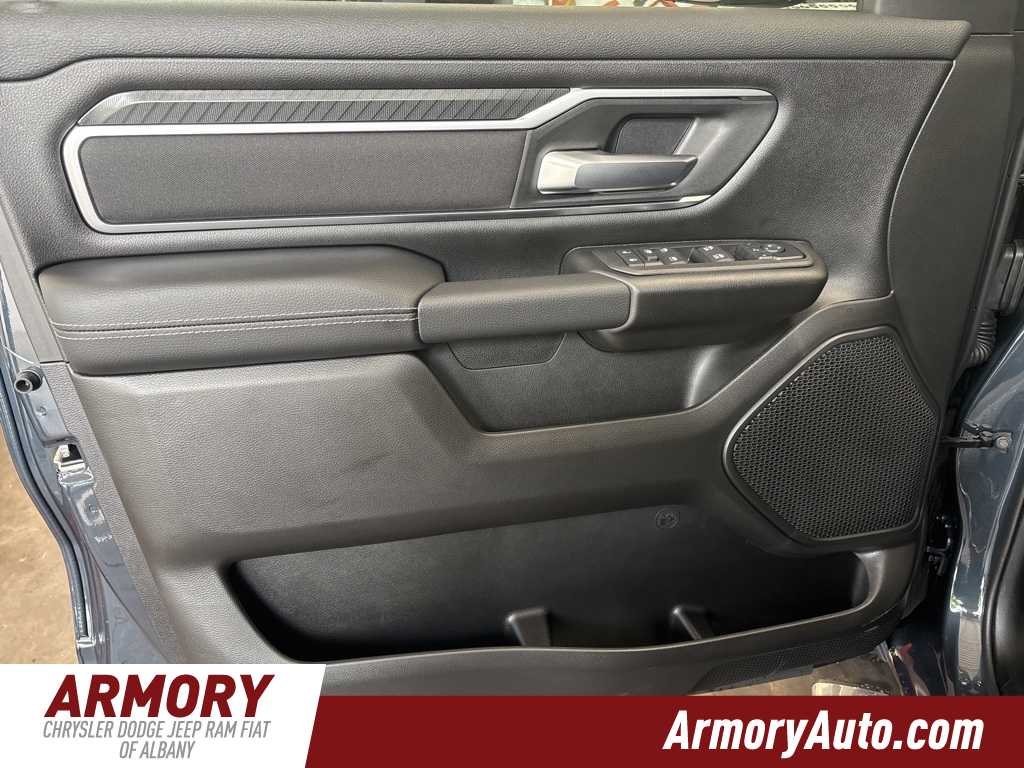 Thumbnail: 2026 RAM 1500 - 7