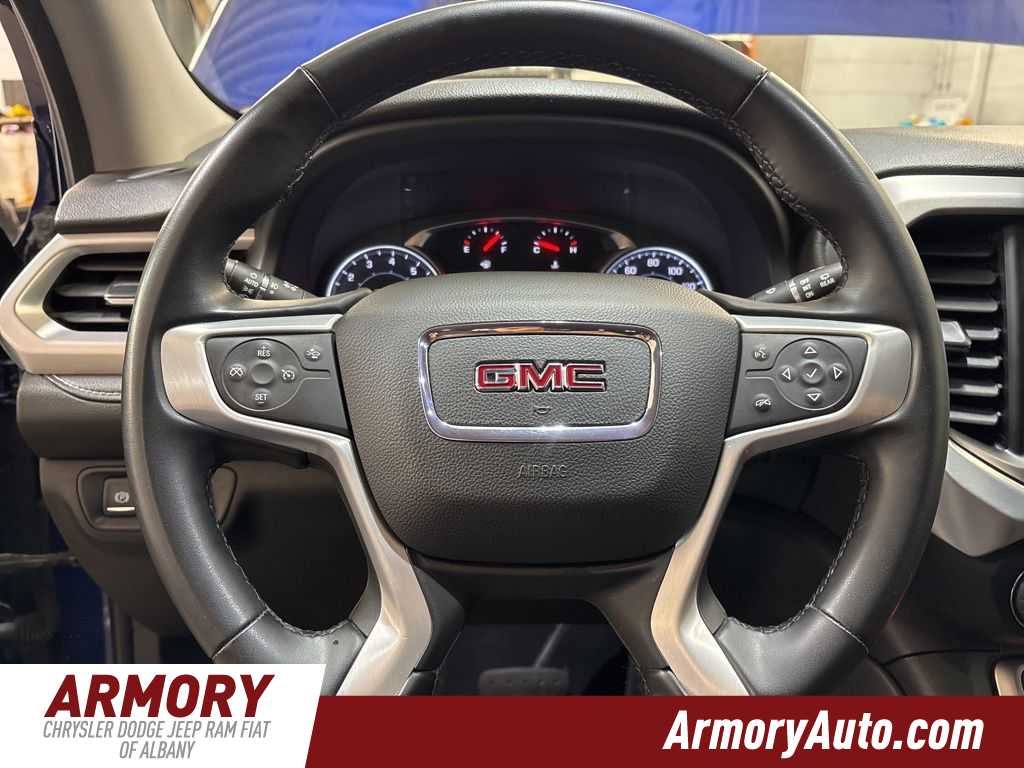 Thumbnail: 2023 GMC Acadia - 16