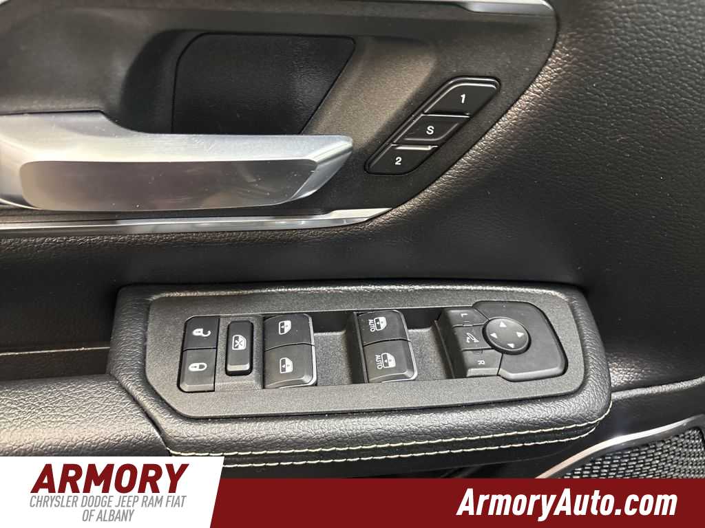 Thumbnail: 2026 RAM 1500 - 8