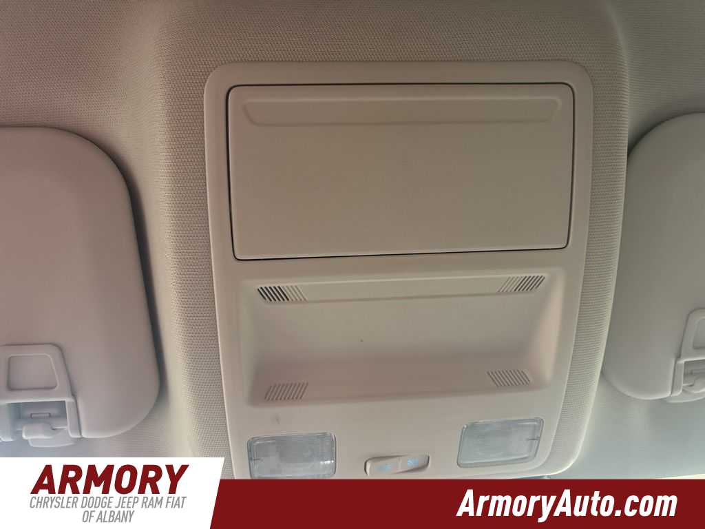 Thumbnail: 2022 Ford Escape - 22