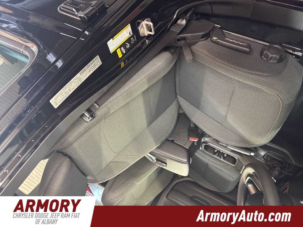 Thumbnail: 2026 Jeep Wrangler - 12