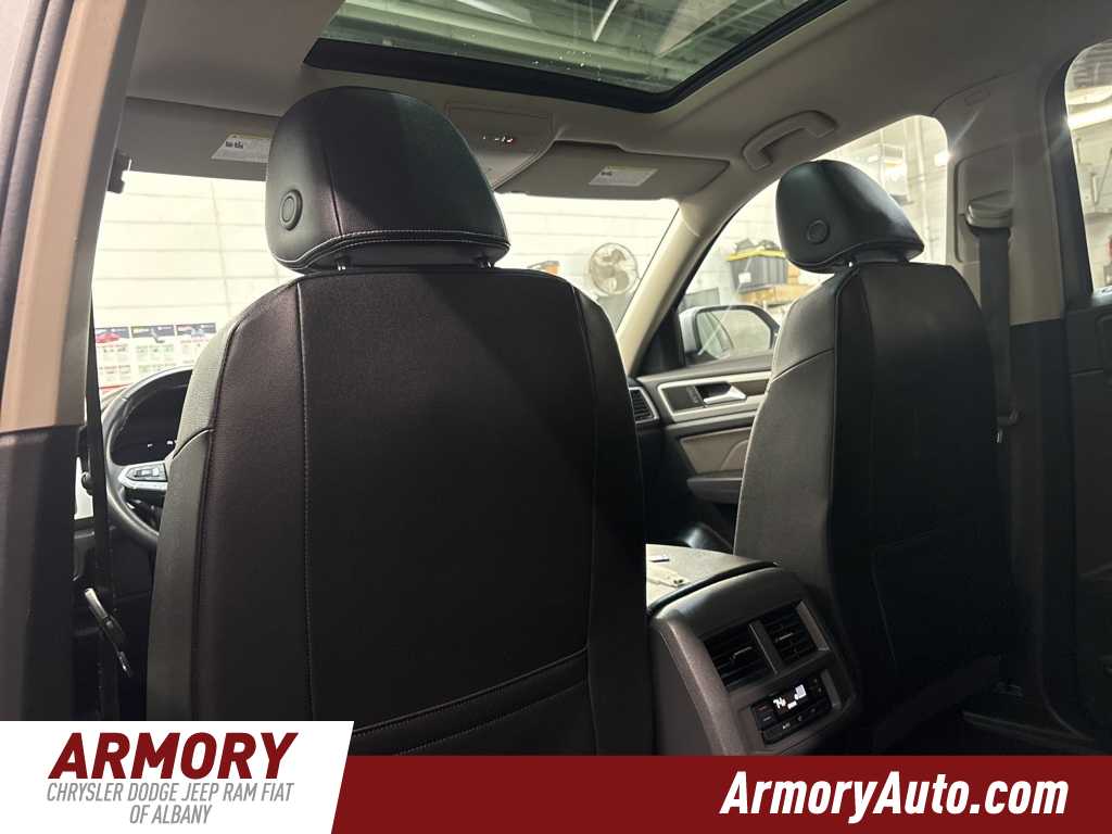 Thumbnail: 2022 Volkswagen Atlas - 27