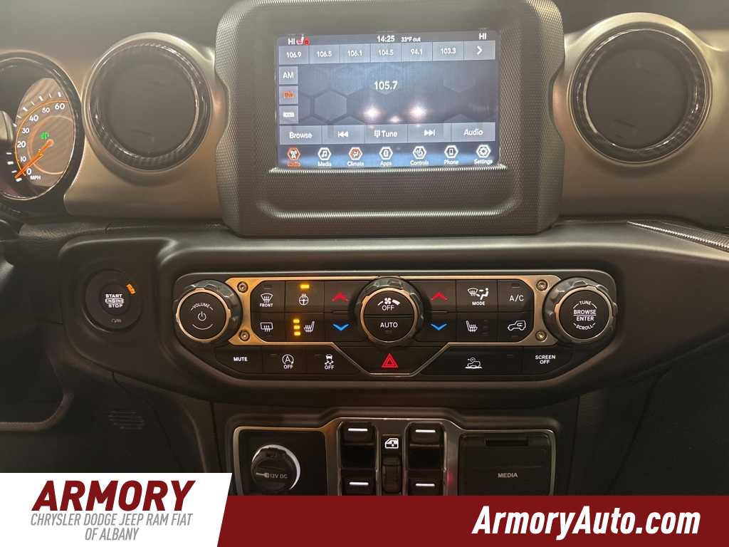 Thumbnail: 2022 Jeep Wrangler - 16