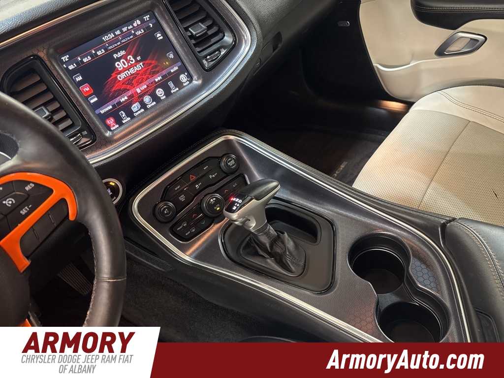 Thumbnail: 2015 Dodge Challenger - 16