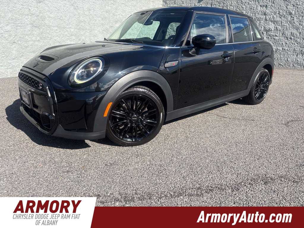 2024 MINI Hardtop 4 Door S
