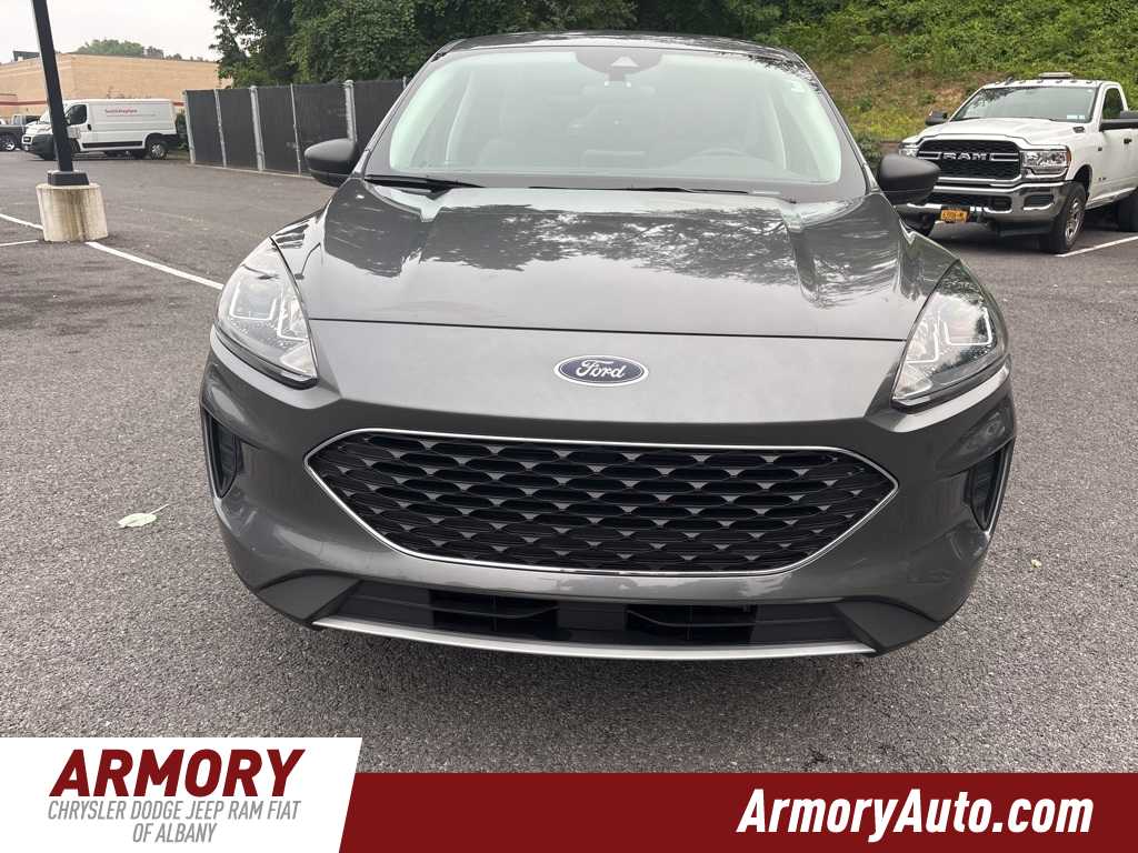 Thumbnail: 2022 Ford Escape - 2
