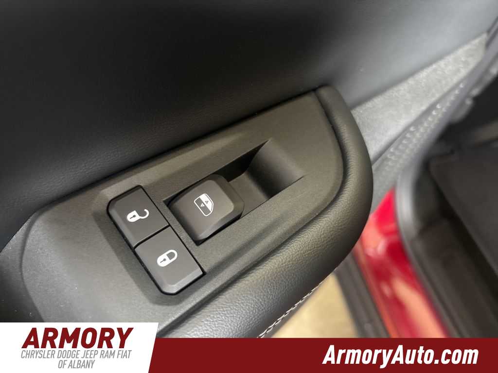 Thumbnail: 2026 Jeep Grand Cherokee - 27