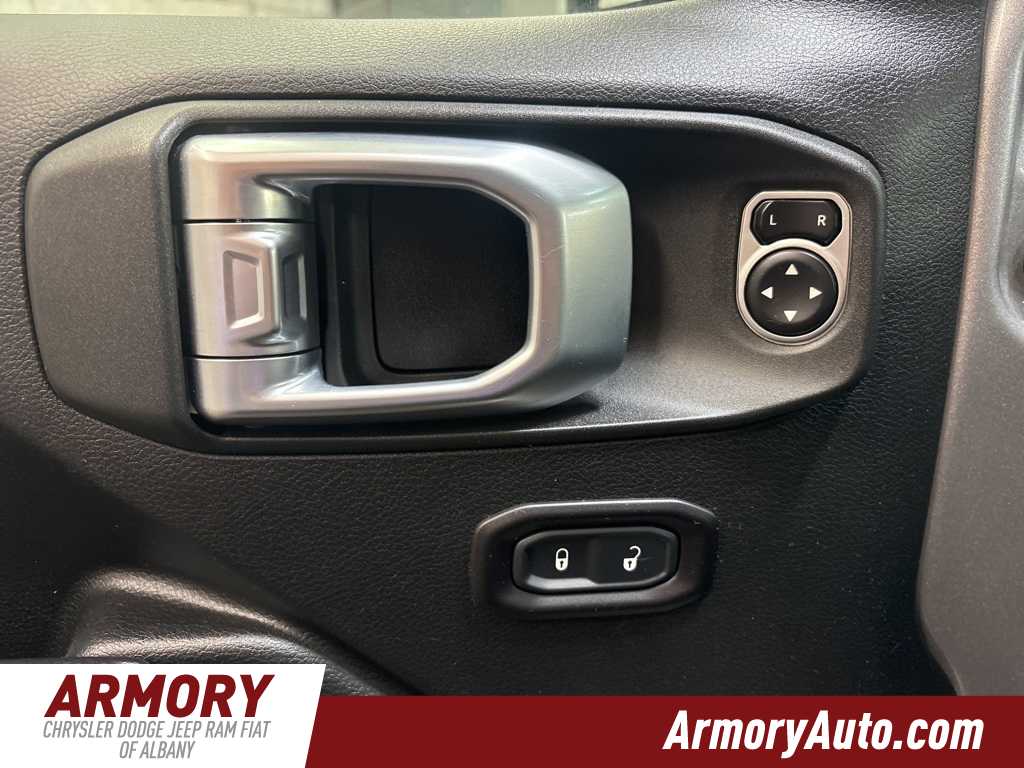 Thumbnail: 2018 Jeep Wrangler - 8